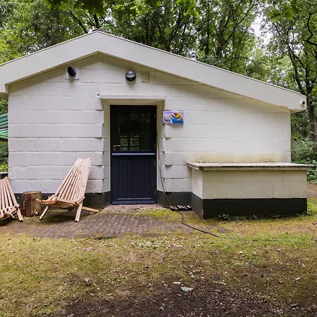 Holiday home Boshuisje Felua